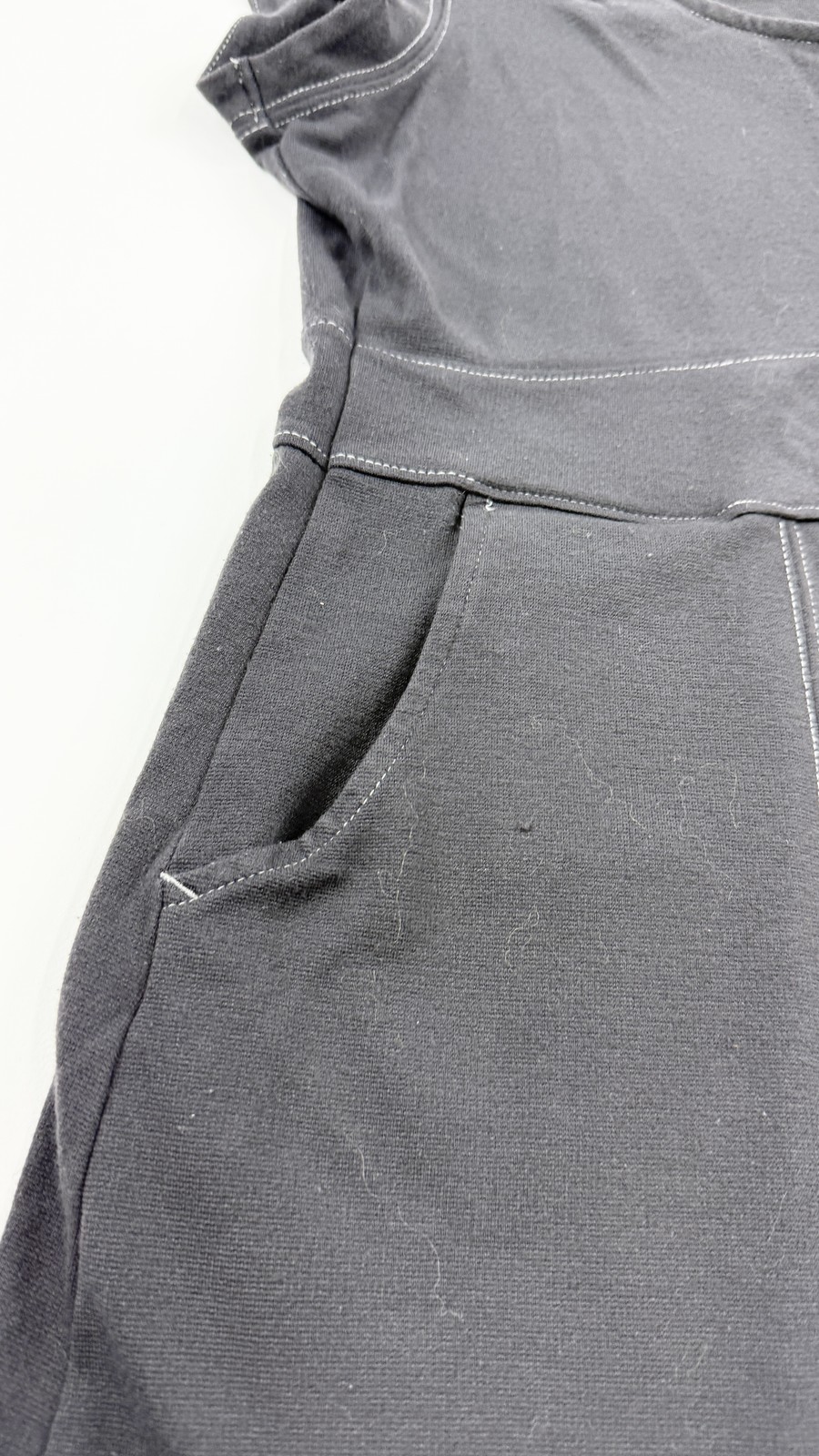 REI Dress Womens Medium Black Stretch Casual Fit Pockets Short Sleeve Travel Gym
