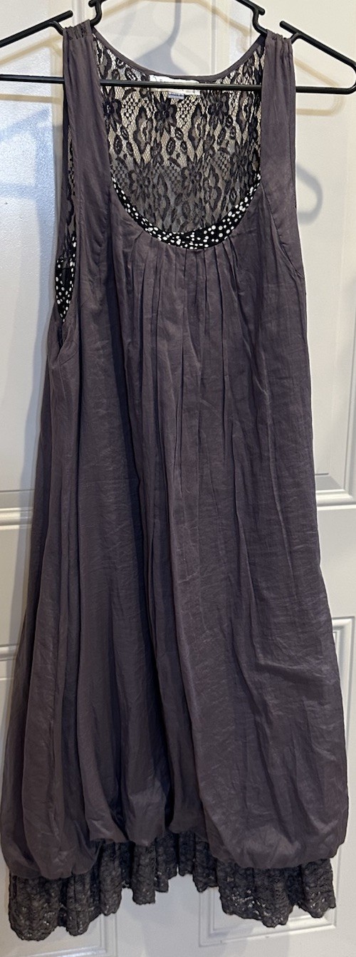 Boo Radley Australia Size S Gray Dress Bubble Hem Lace Sleeveless