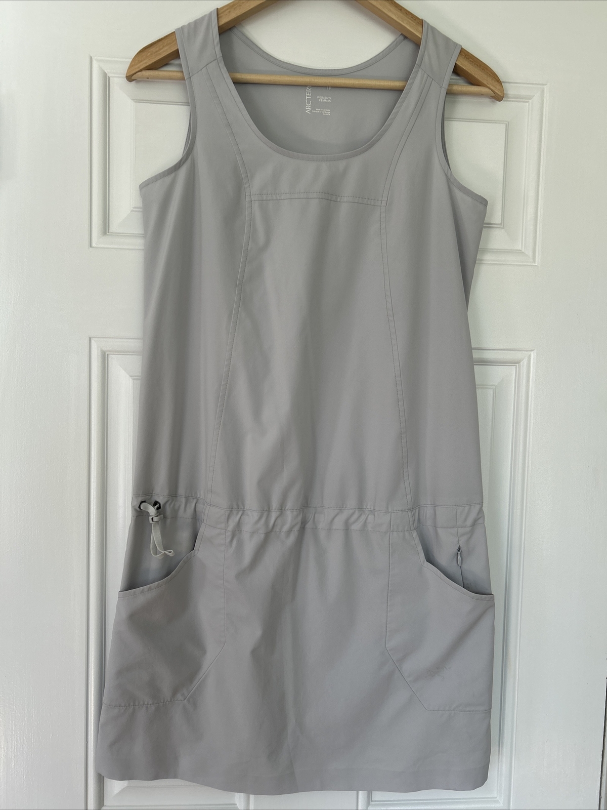 Arcteryx Contenta Tank Dress Active Adjustable Light Gray Women XS Lightweight