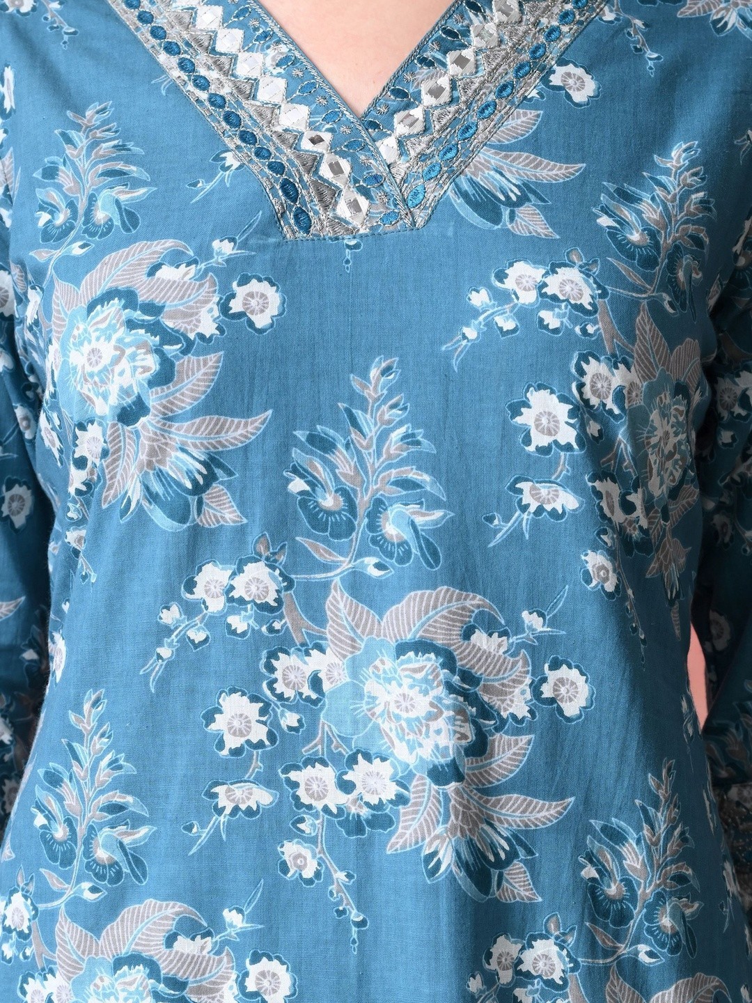 Indian Women Blue COTTON Floral Embroidered Printed Kurta Kurti Trendy New Dress