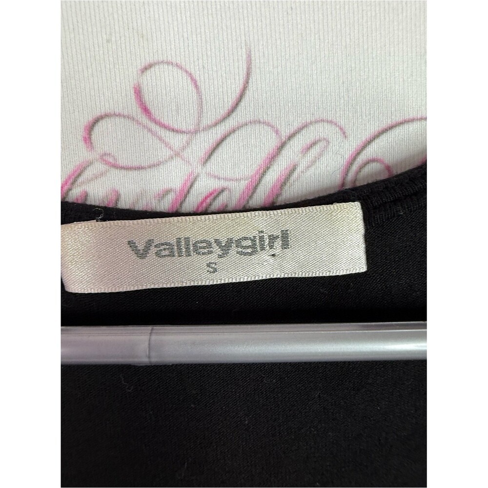 Valleygirl dress Black Long Sleeve V-Neck Dress with Embellished Waist Buckle