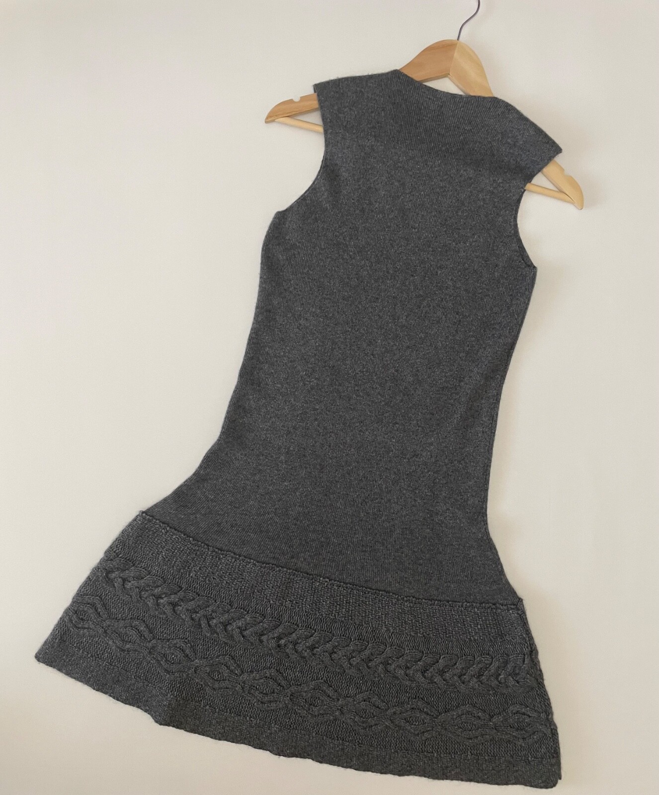 AEFFE Spa Dress Sleeveless Knit Fabric Blend Gray Floral Embroidered 44 Italy