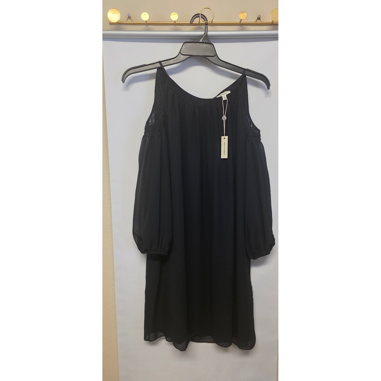 Max Studio Women Black Cold Shoulder Shift Dress Long Sleeve Keyhole Back NWT L