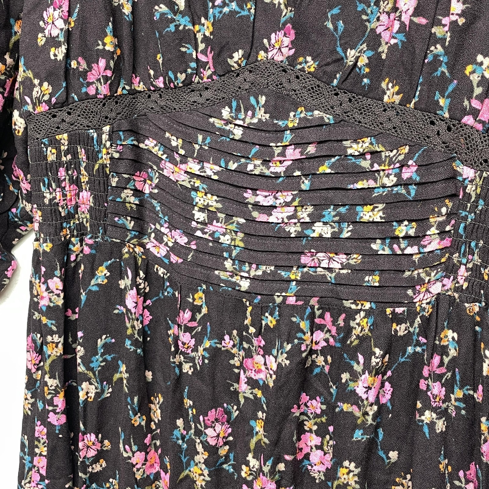 Saltwater Luxe Dress Womens Medium Black Pink Floral Puff Sleeve Midi Boho Rayon