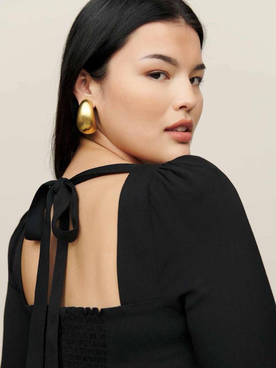 Reformation mara dress in black size 4