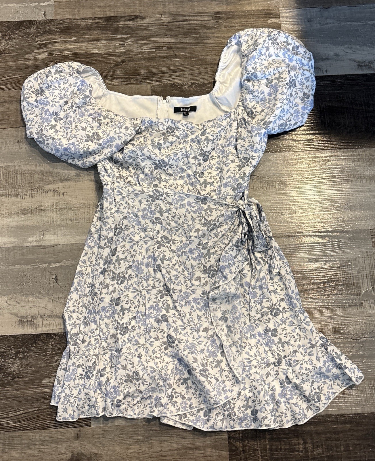 Trixxi Women’s Blue Floral Sundress Square Neck Ruffle Short Sleeve Short XL
