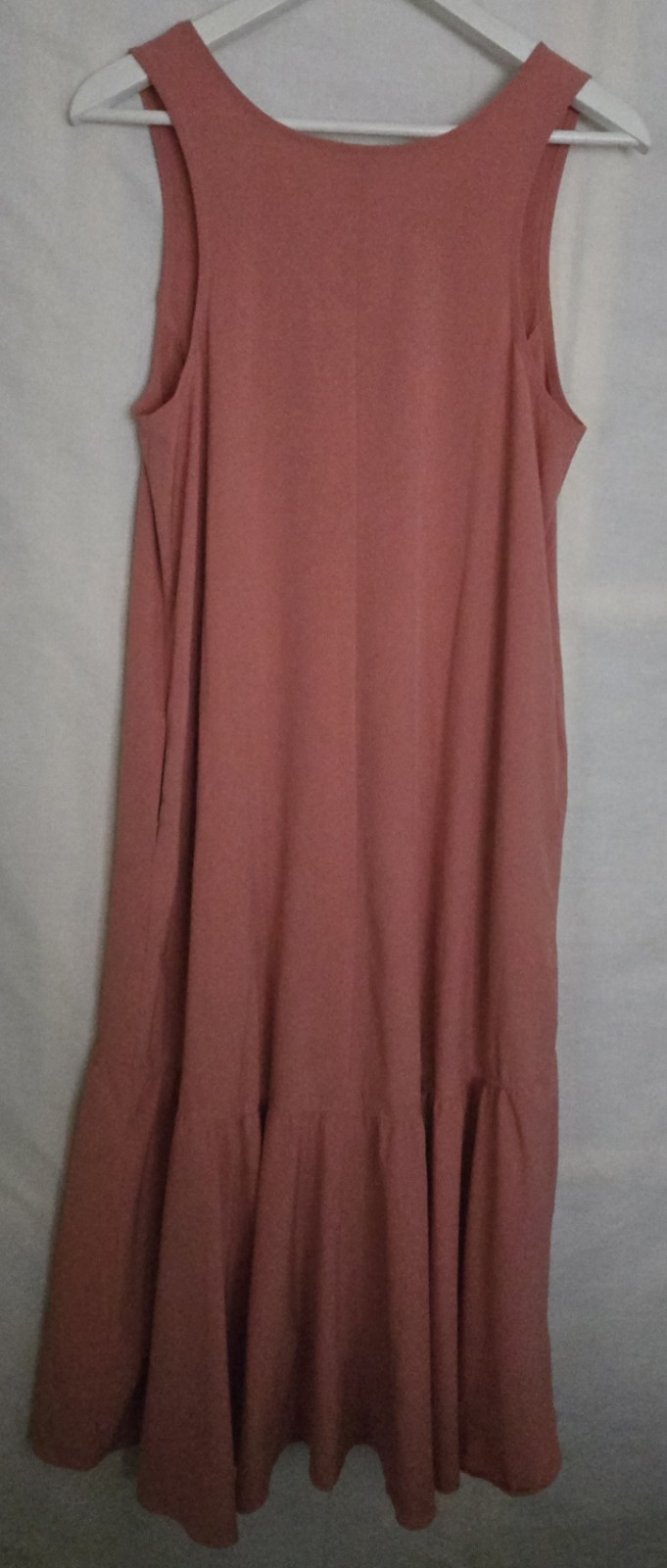 Eddie Bauer Departure Dress S NWT Outdoors Travel Hi Low Midi UPF 50