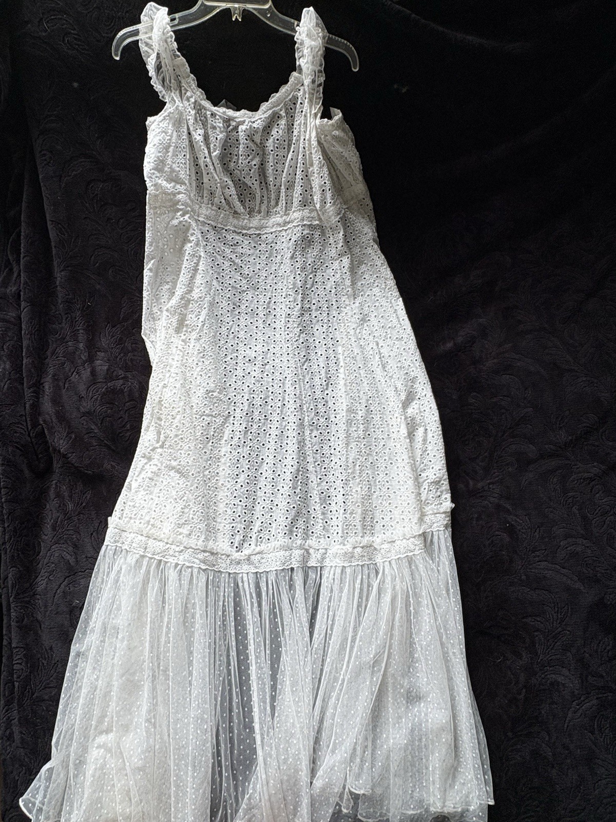 dELiA*s Women’s M White Lace Eyelet Button Front Strappy Sleeveless Maxi