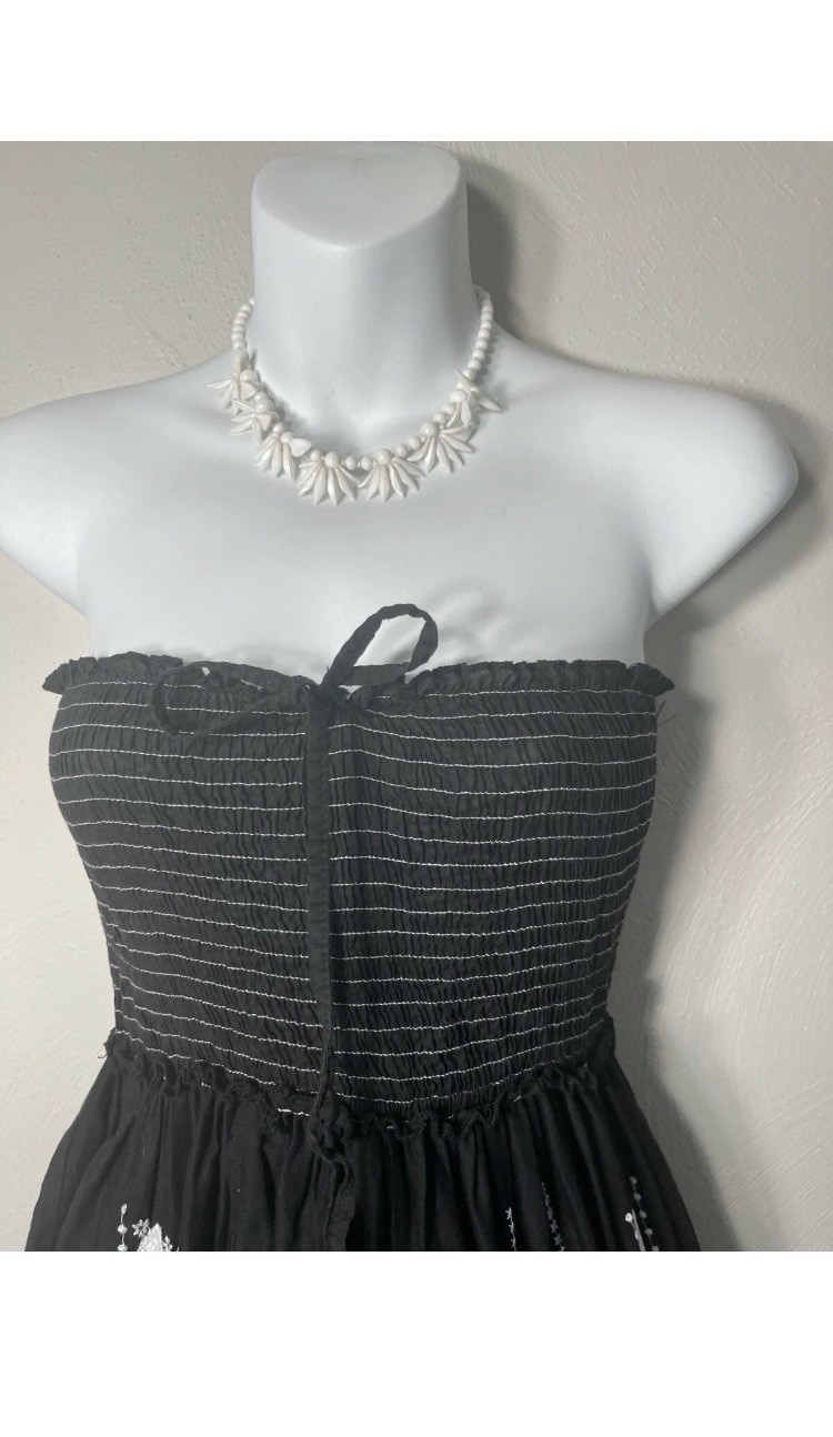 Women’s Maxi Dress With Necklace