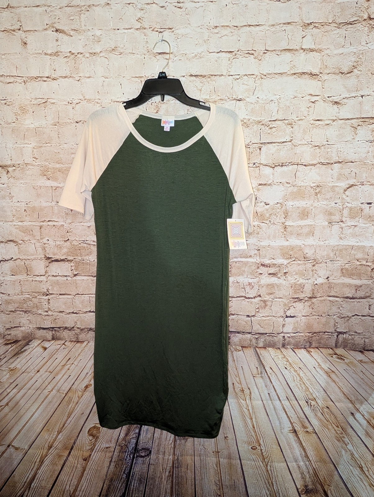 Lularoe Julia Medium Green Tan Raglan 3/4 Sleeves Women’s Casual Dress NWT