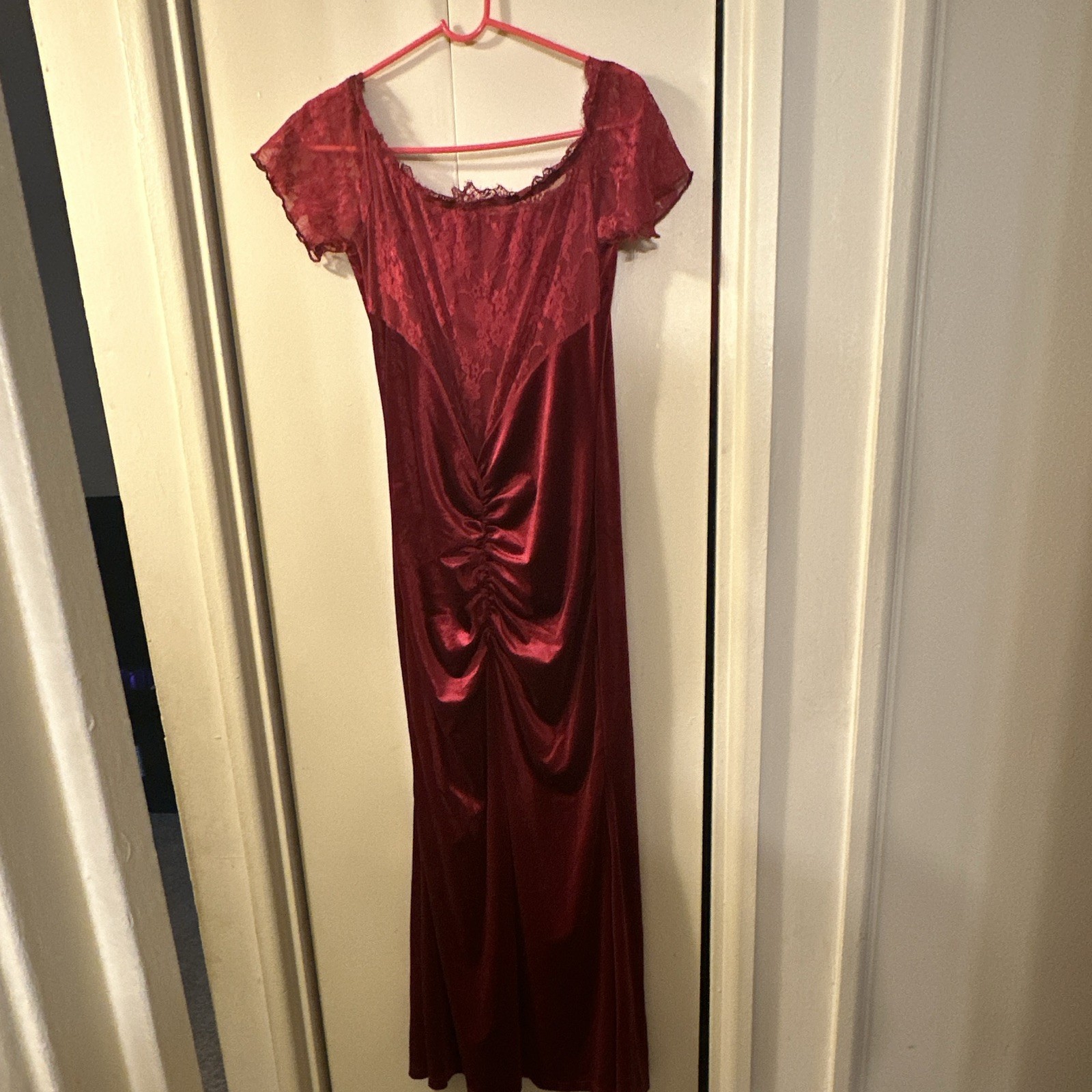 Glamour Women’s Red Solid Long Dress Short Sleeve Size L Regular