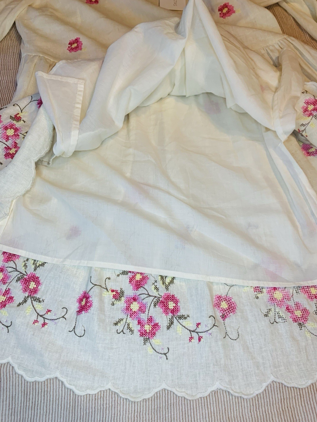 NWT Caroline Constas Women’s Cream Embroidered Long Sleeve Midi Dress. Size M