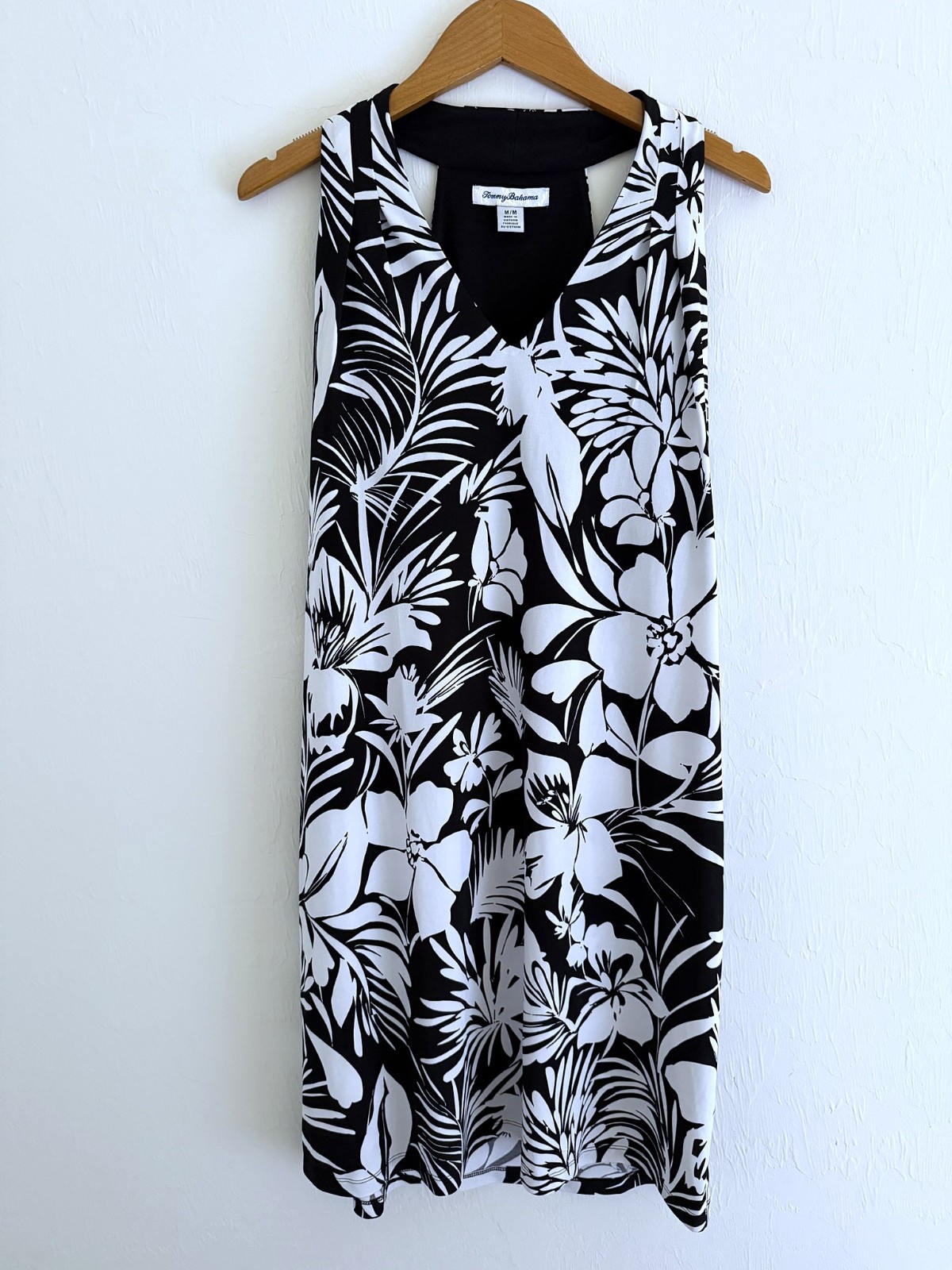 Tommy Bahama Tropical Floral, Sleevless, V-Neck, Shift Dress Sandy Eden Blooms