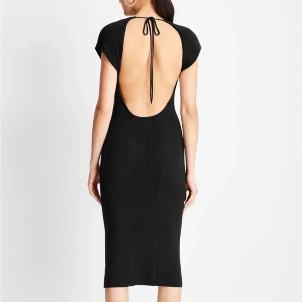 Future Collective Women’s Short Sleeve Open Back Sweater Dress – Plus Size Small