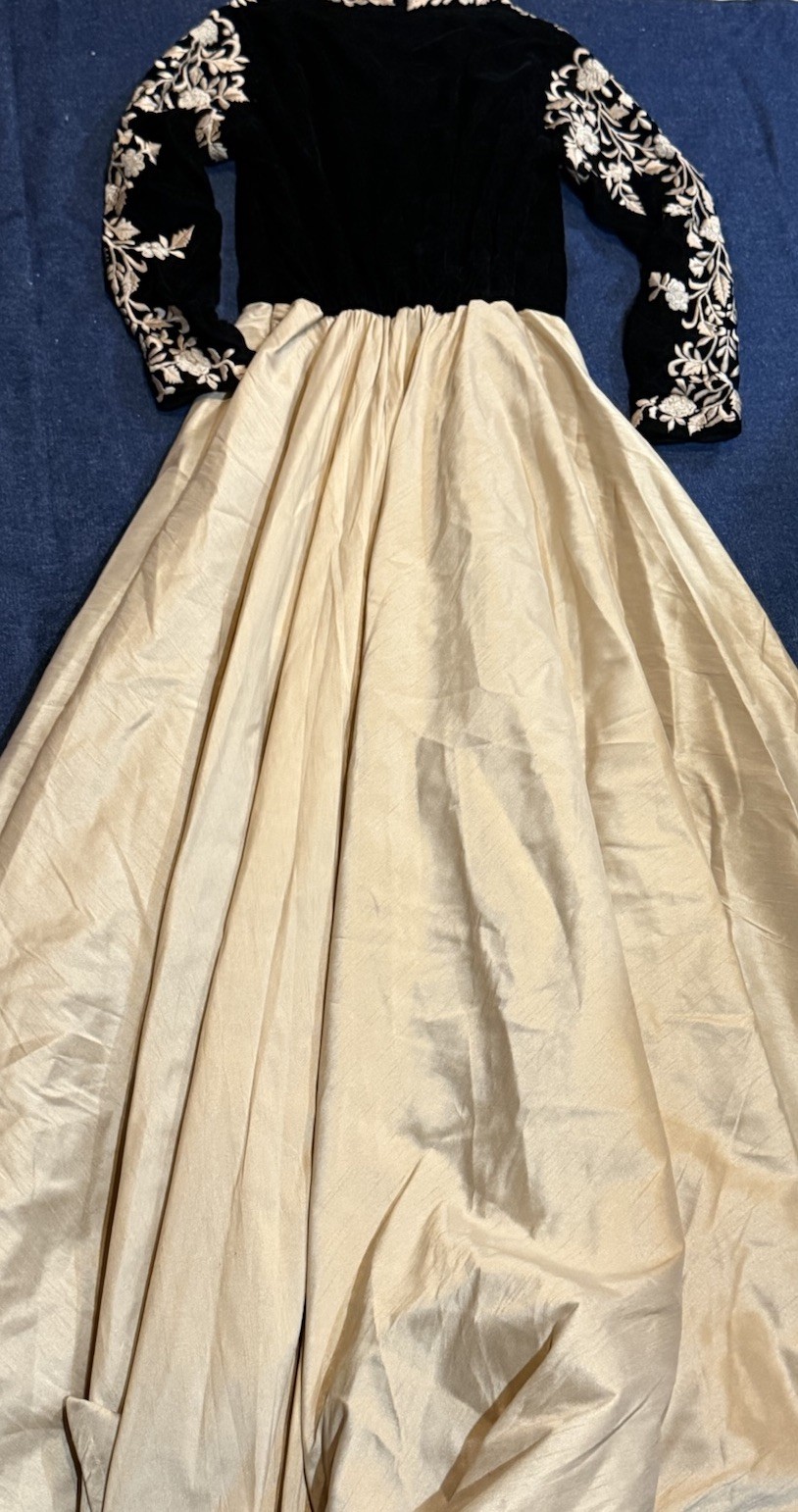 Unknown Designer Floral Embroidered Evening Gown Xl Y2K Dress Chic Princess
