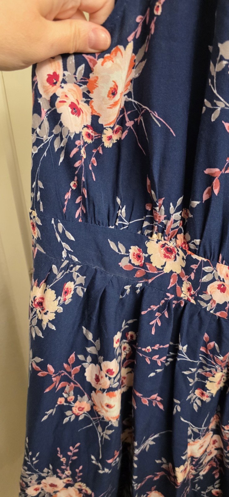 Torrid 1X Blue Floral Dress, Pleated, Waist, Open Back, Soft, Light, Worn 1X