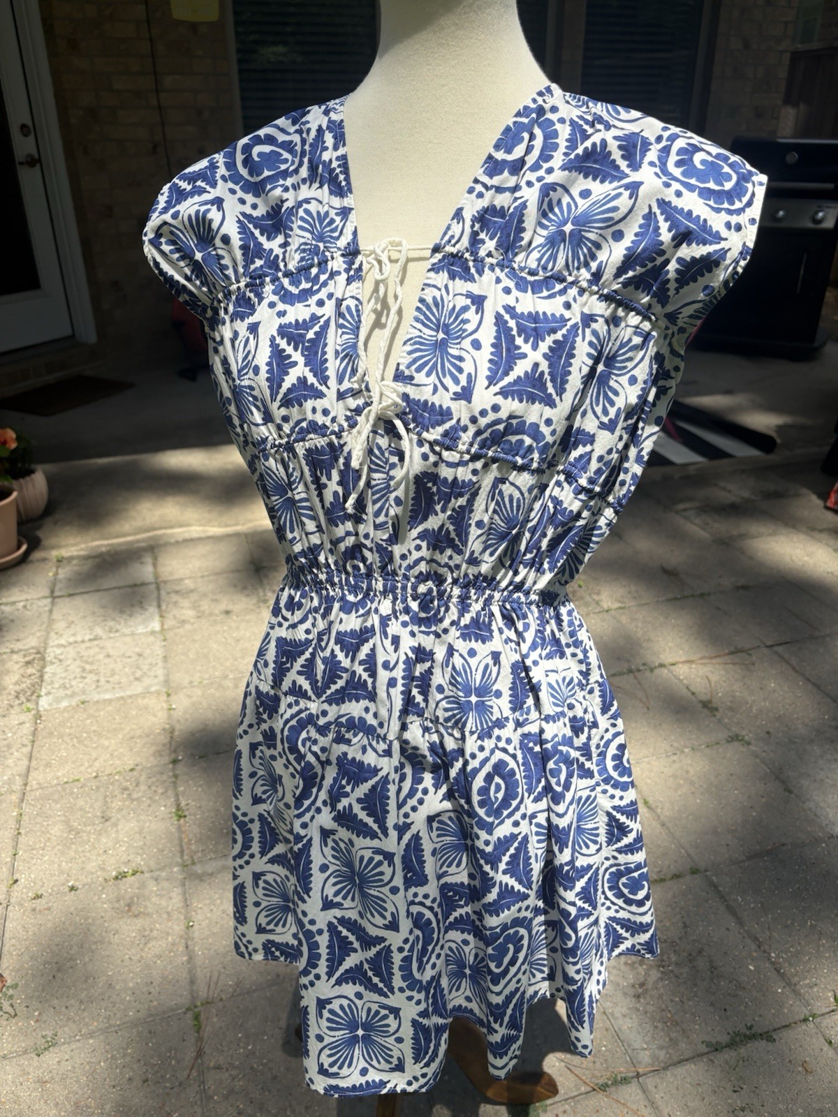 H&M Mini Flare Floral Dress Blue White Size Medium