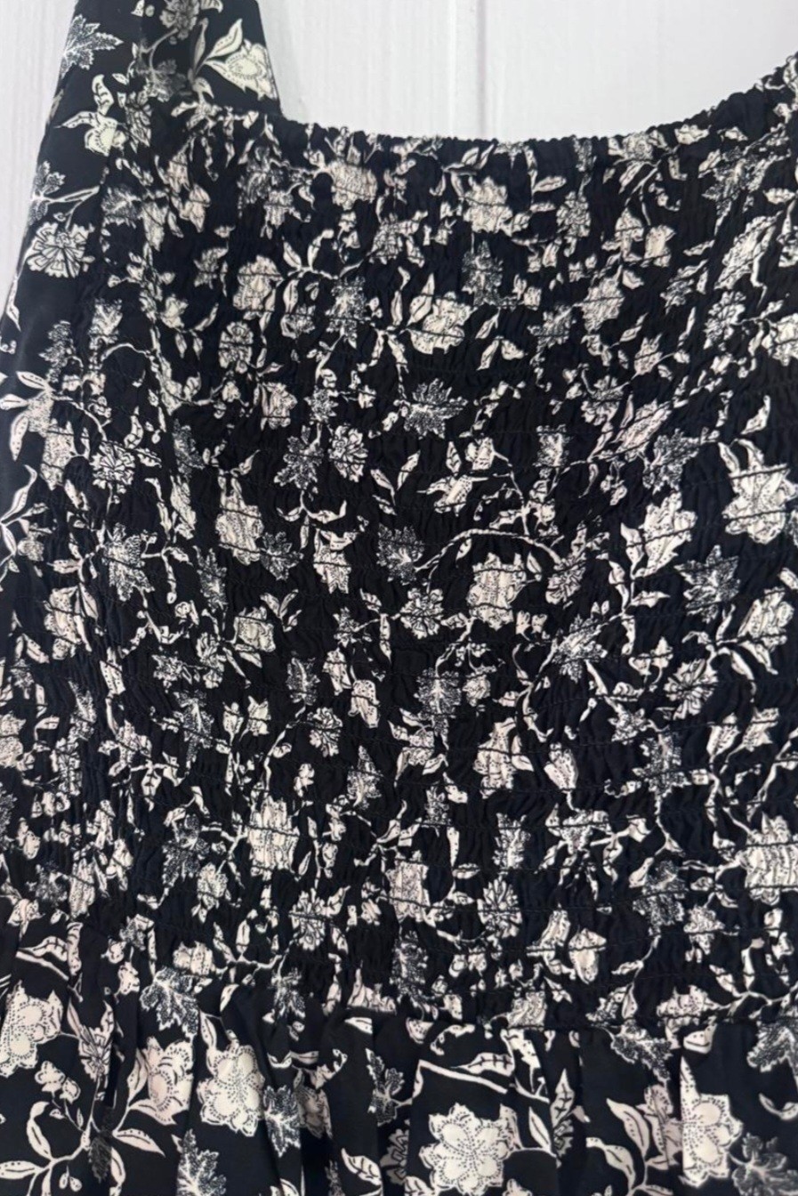 Old Navy Women’s XXL Black/White Floral Sleeveless Dress