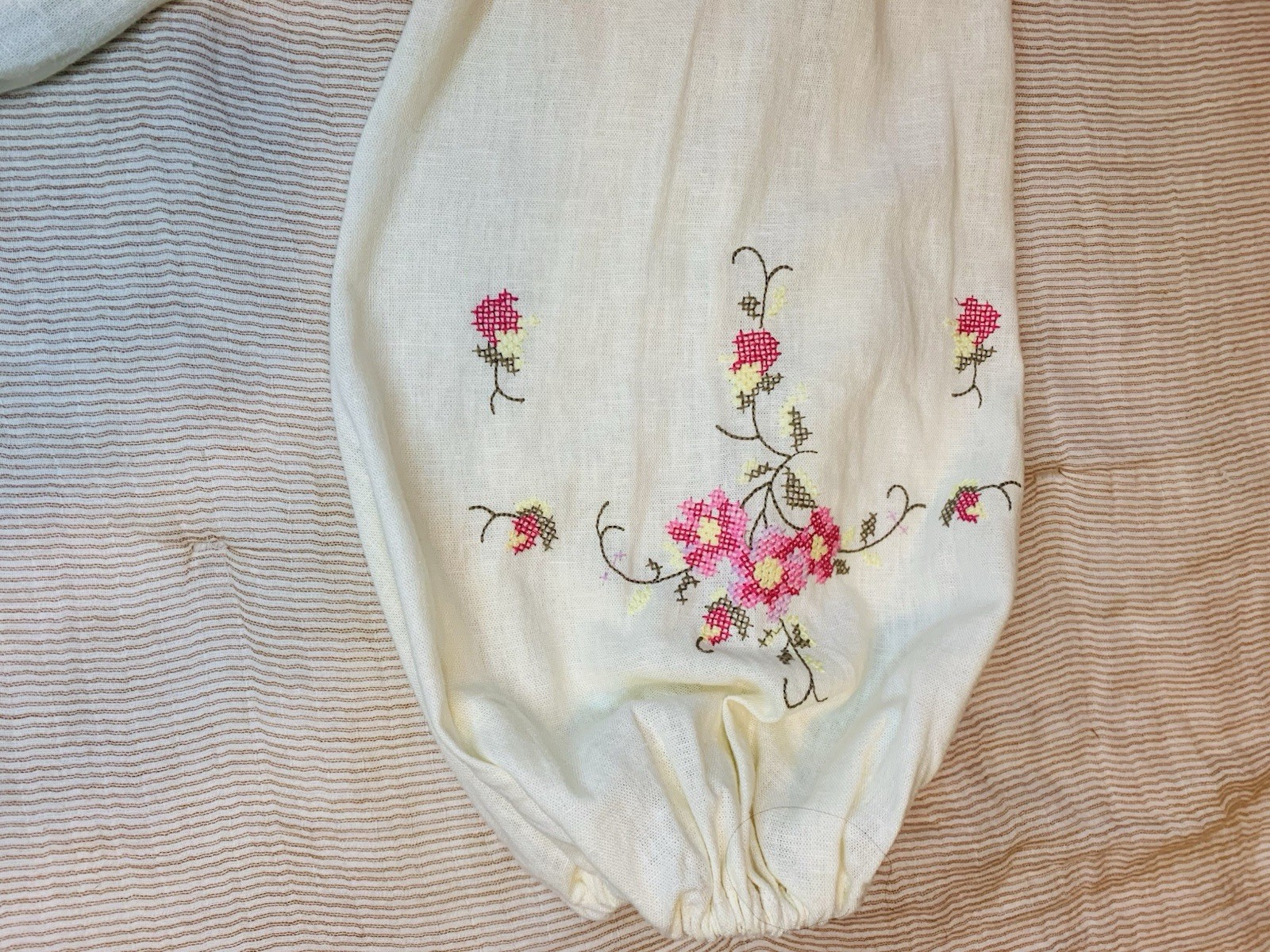 NWT Caroline Constas Women’s Cream Embroidered Long Sleeve Midi Dress. Size M