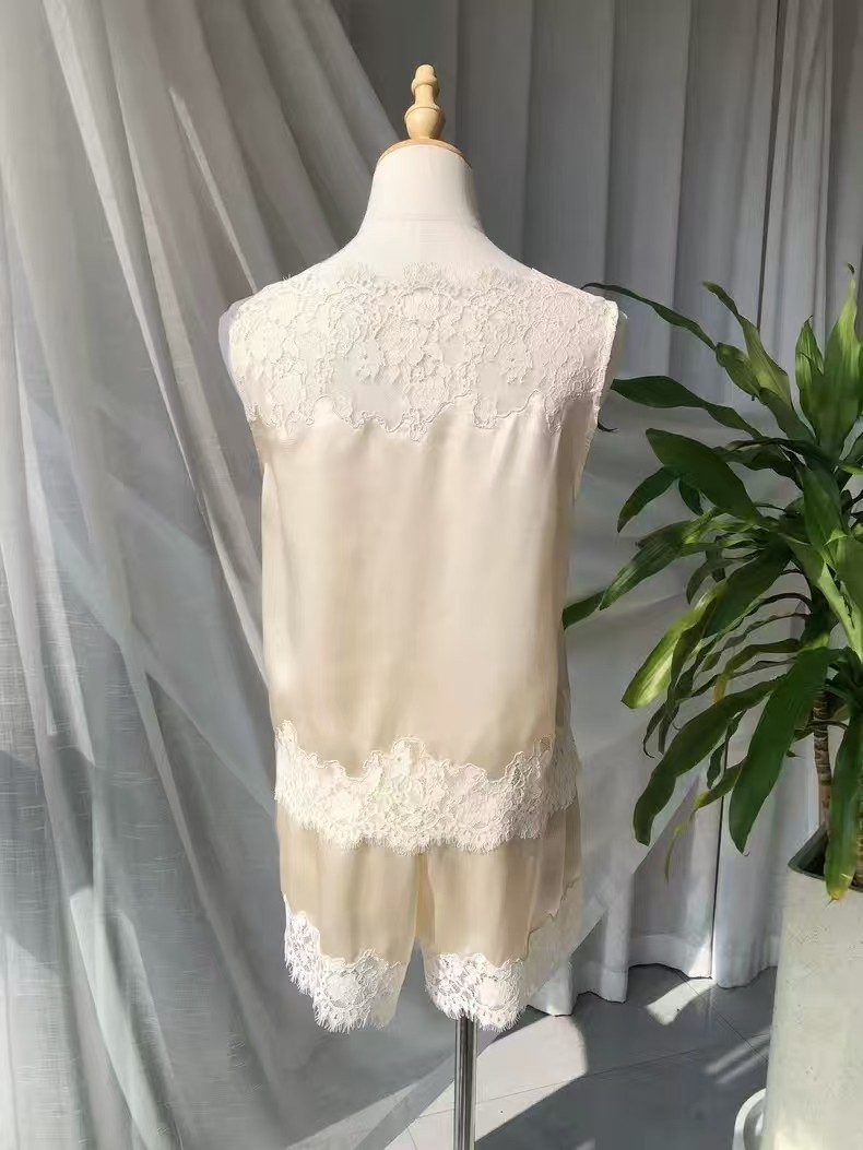 Doen lace patchwork silk vest shorts set