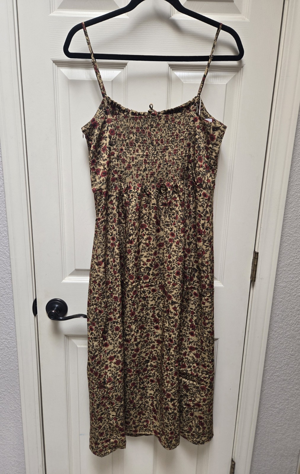 NWT Floral Midi Slip Dress With Front Tie & Keyhole in Beige and Red, Large