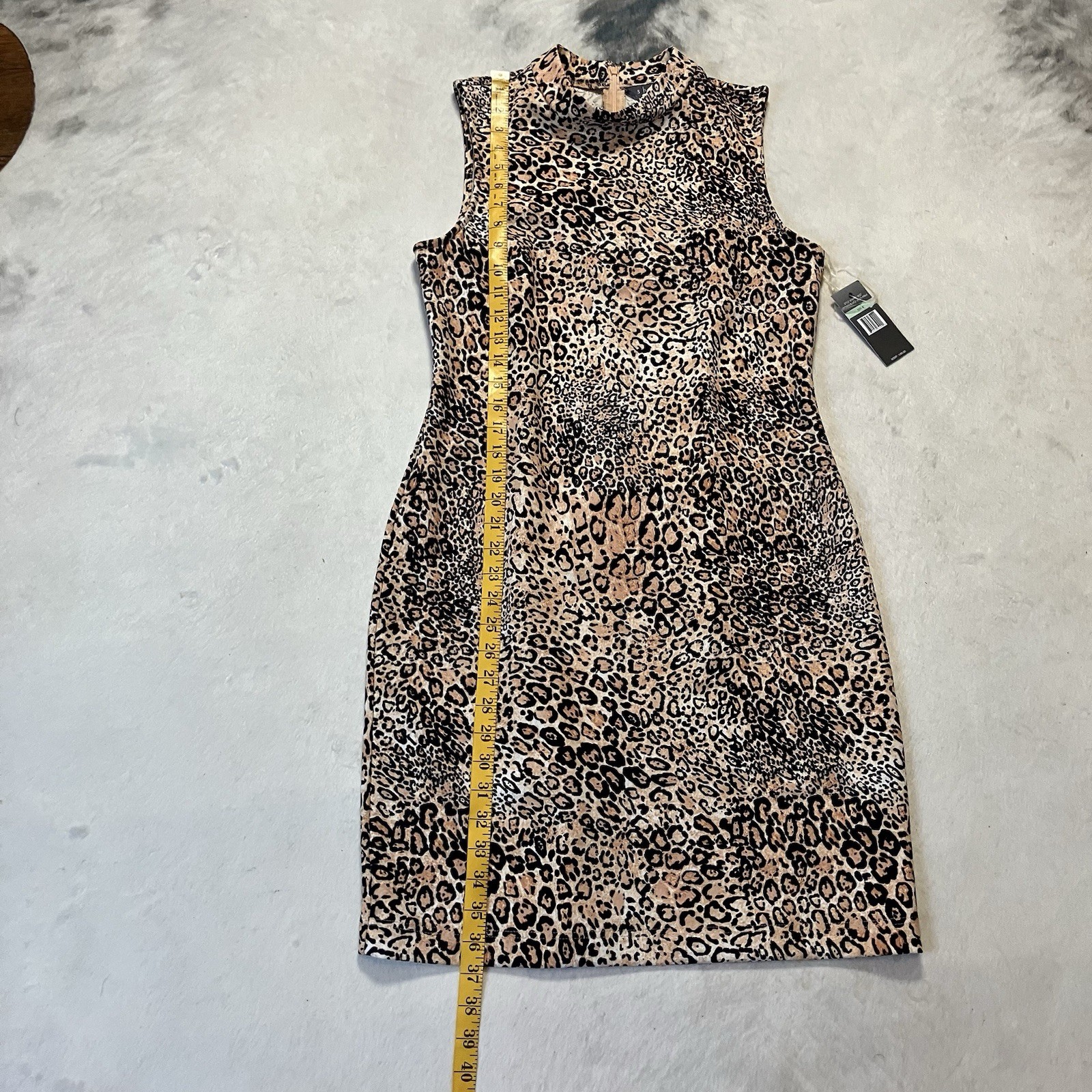 Sharagano Dress Womens Size Animal Print Sleeveless Crepe Mock Neck Sheath