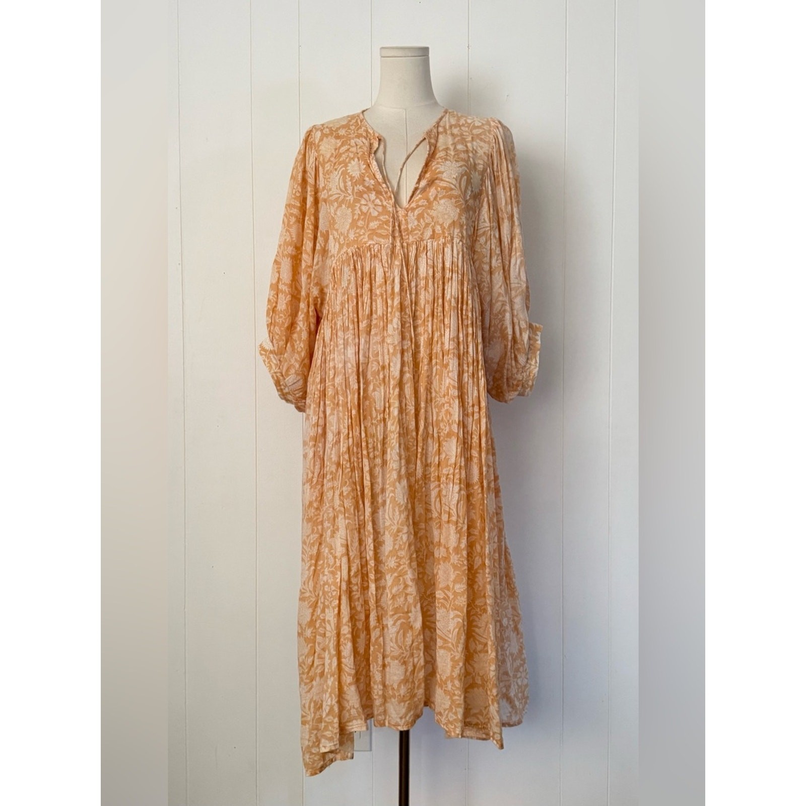 Daughters Of India Kyra Midi Dress in Tangerine Creamsicle Large Cotton Oversize