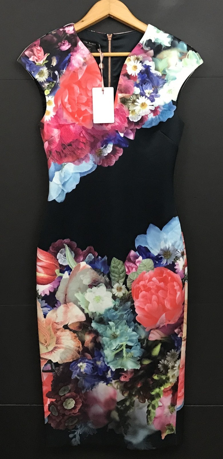 NWT Ted Baker Brynee Focus Bouquet Neoprene Dress Women’s US Size 6