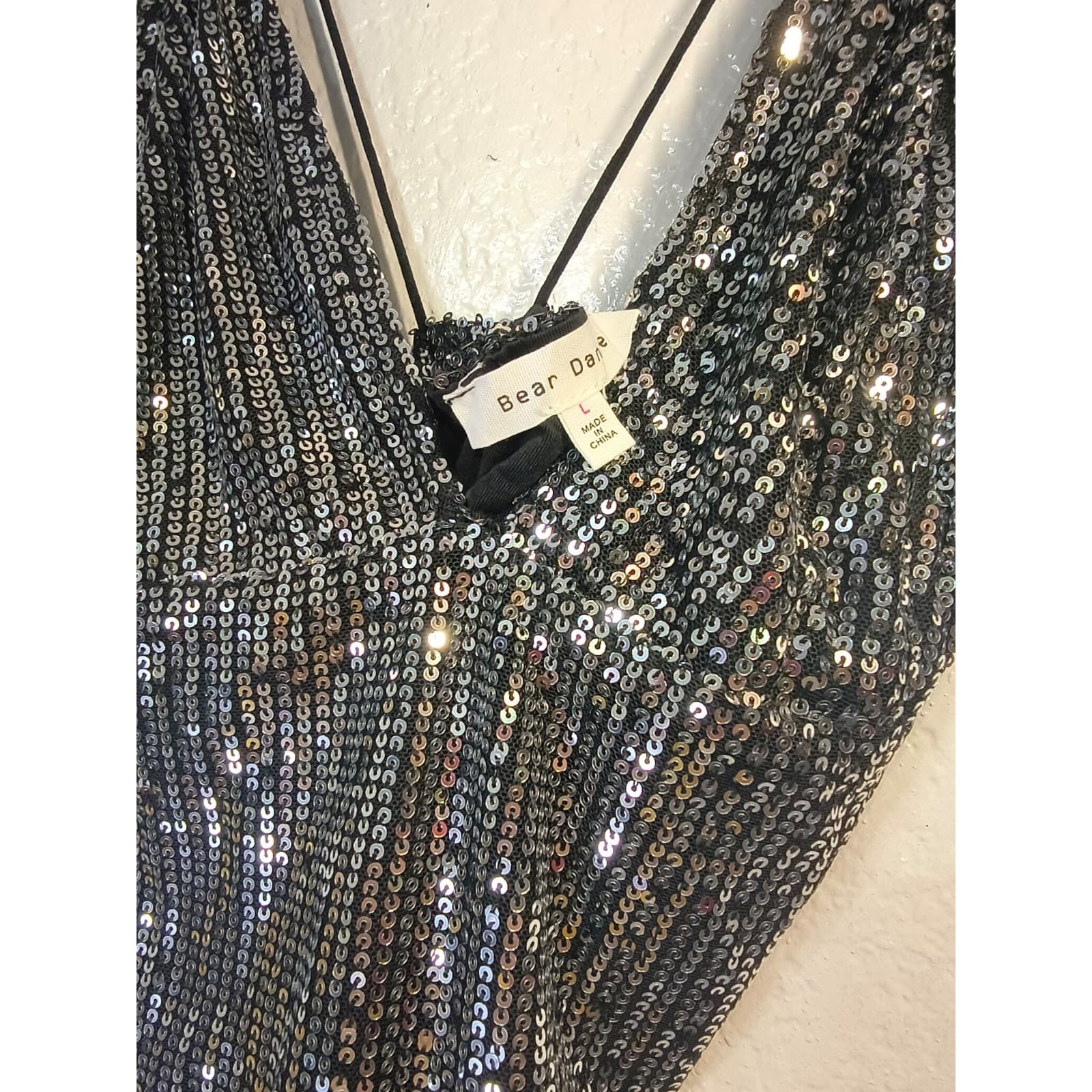 Bear Dance Silver Sequin Mini Dress V-Neck Strappy Back Party Cocktail Large (8)