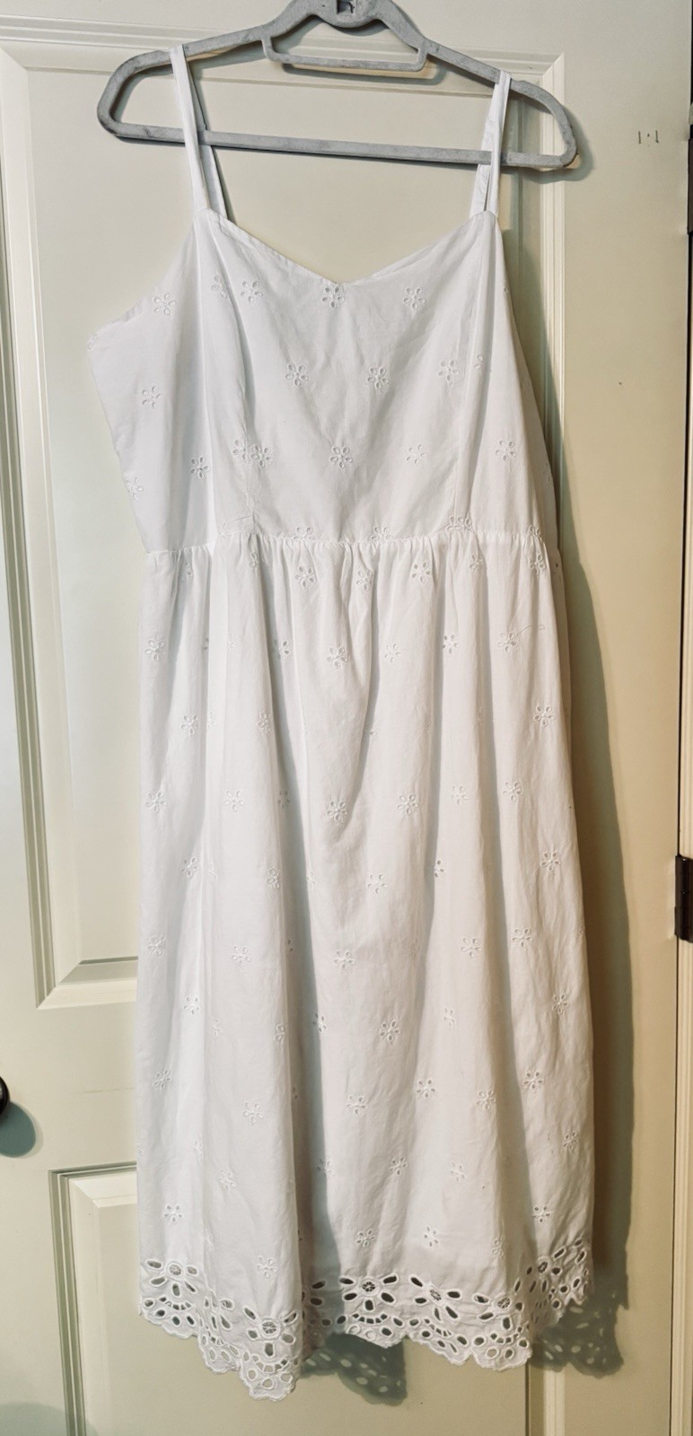 old navy white eyelet smocked midi sundress adjustable spaghetti strap xxl