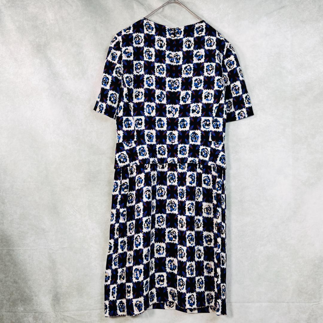 Emilio Pucci floral dress size 34 length 33 inches