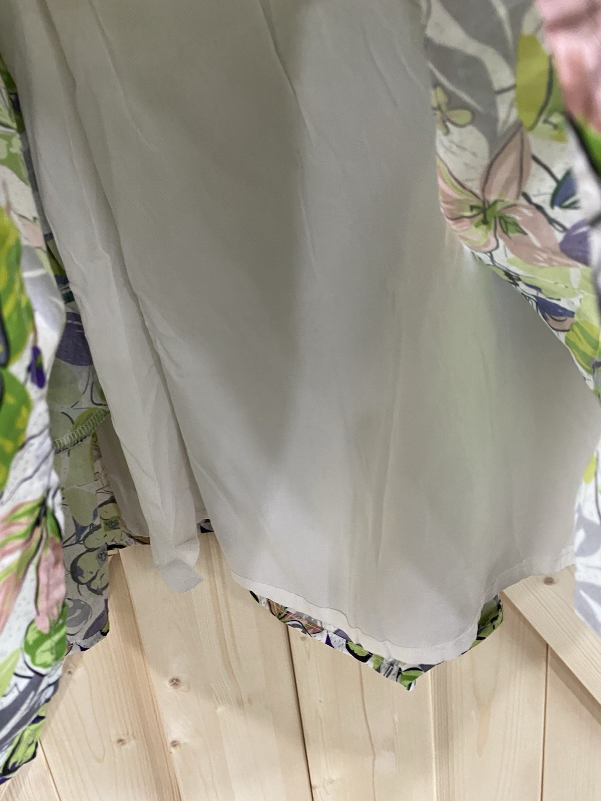 Entro L White/Green/Purple/Pink Floral Woven Collared Flutter A-Line Dress Lined
