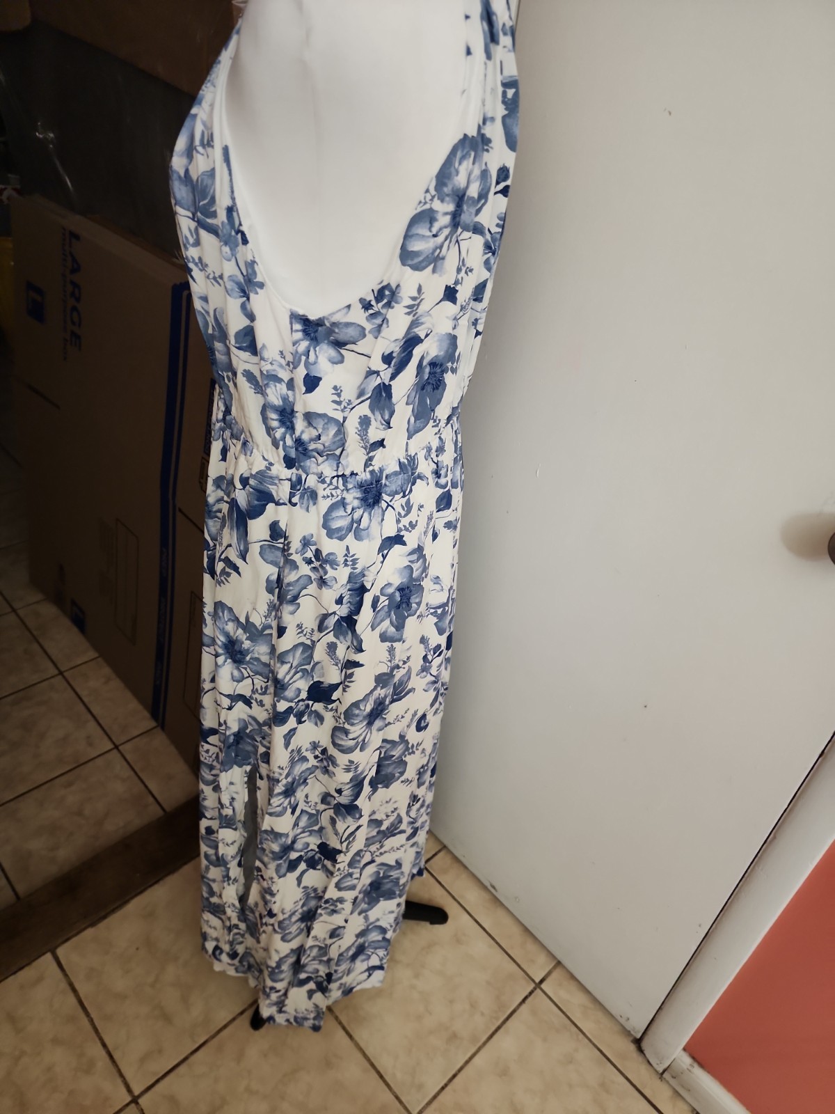Mustard Seed Halter Neck Blue And White Floral Dress RN122376 Po#108120 China