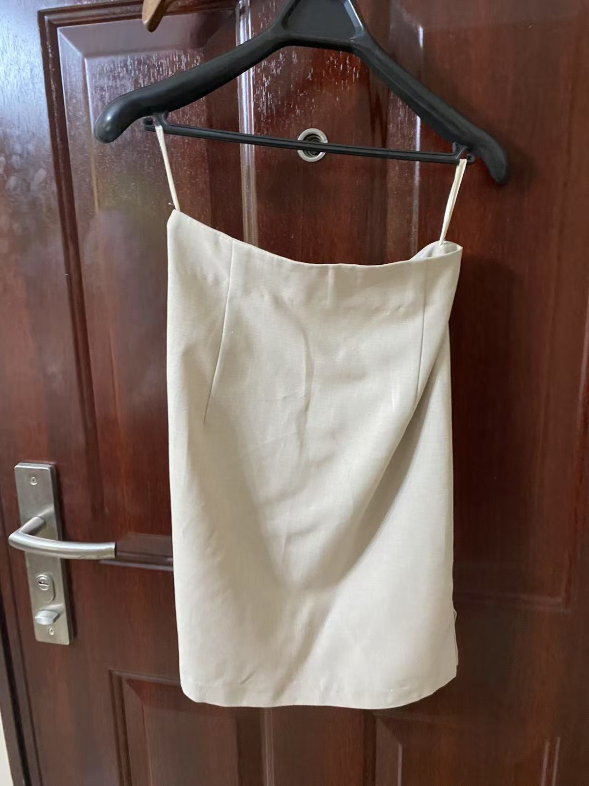 Ladies 2 piece suit dress summer fabric is thin gray