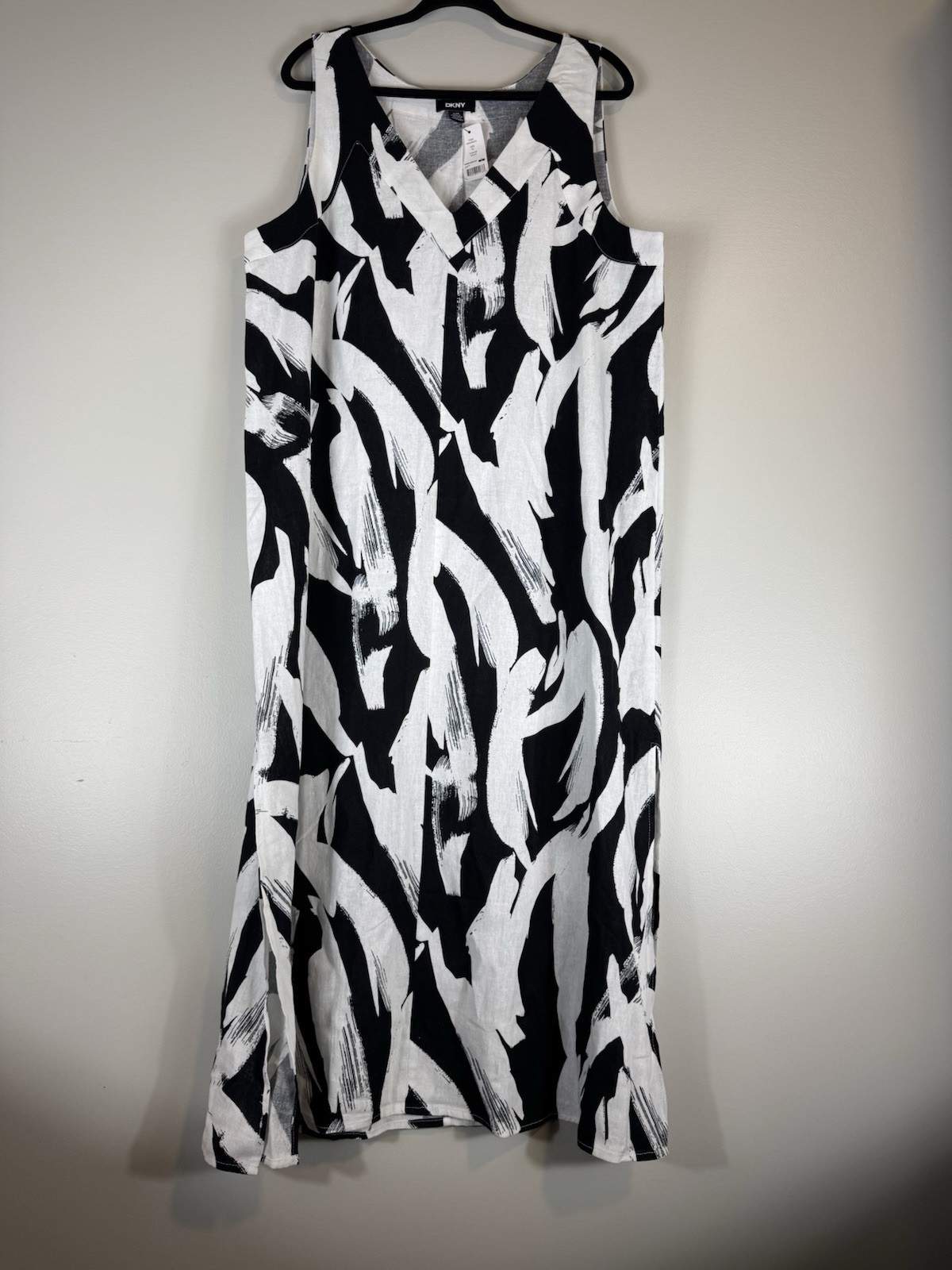 NWT DKNY Womens Sz XL Black and White Lightweight Side Slits Linen Blend Dress