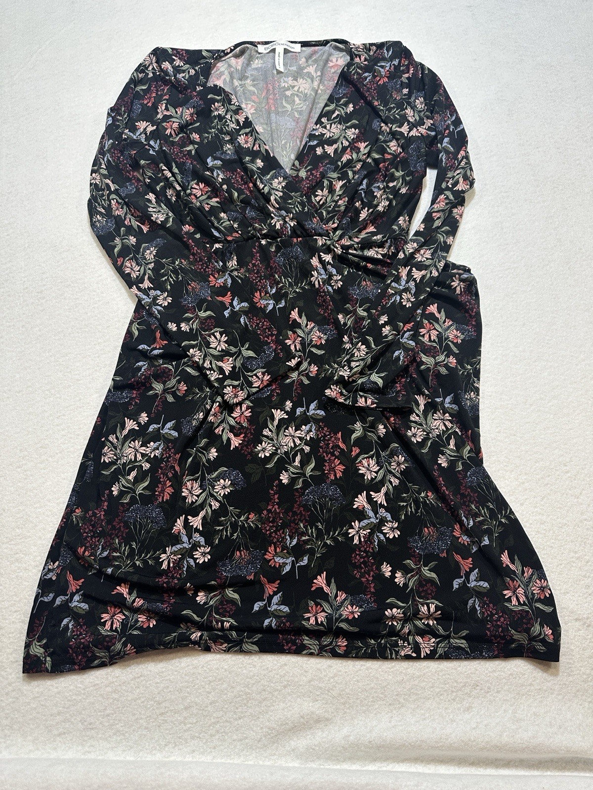 BCBGeneration Floral Print Long Sleeve V Neck Dress – Women’s Size S