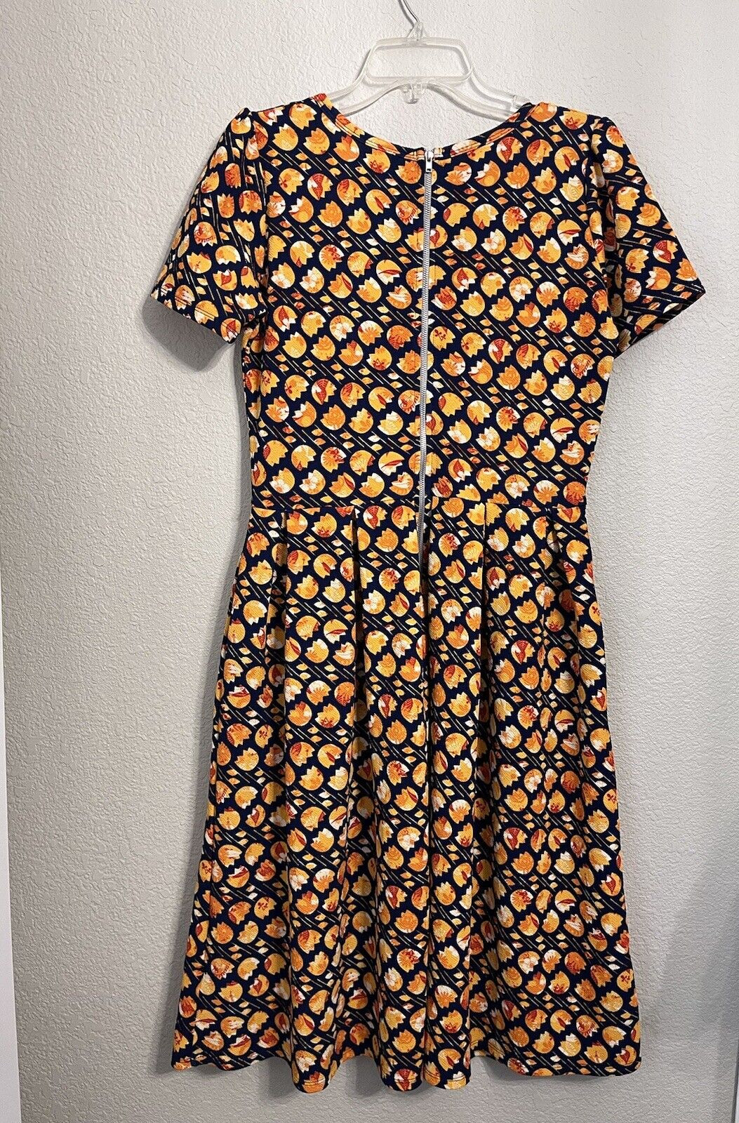 LulaRoe Dress Womens L Blue Floral Short Sleeve Fit &Flare Pockets Zipper Pleats