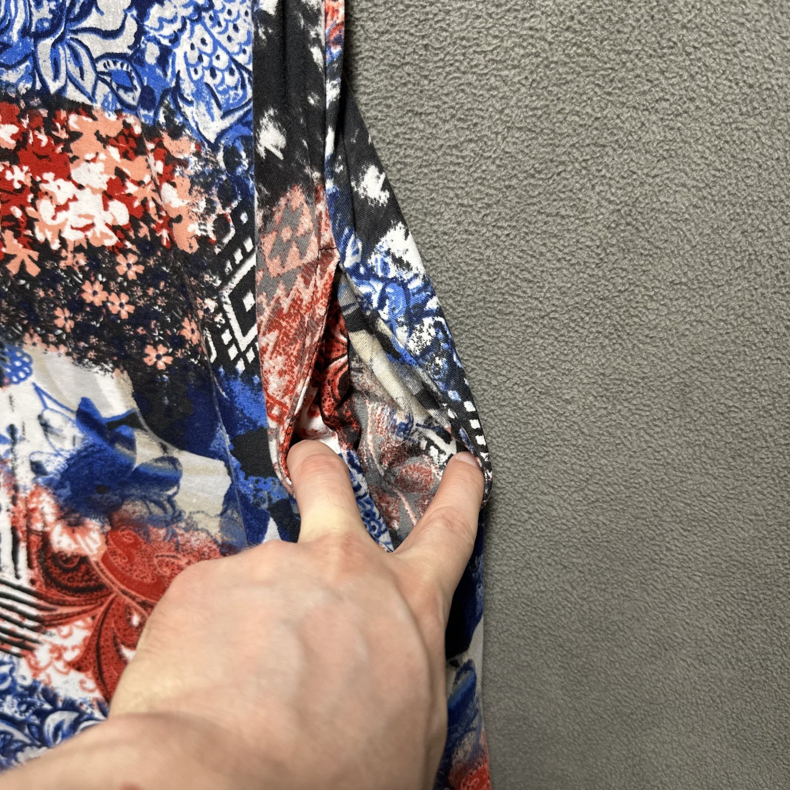 LuLaRoe Jessie Swing Dress Womens Small Red Blue Floral Geometric Print Pockets