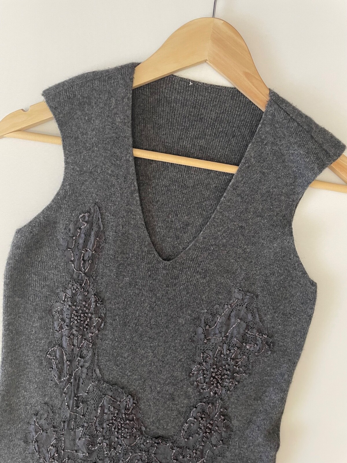 AEFFE Spa Dress Sleeveless Knit Fabric Blend Gray Floral Embroidered 44 Italy