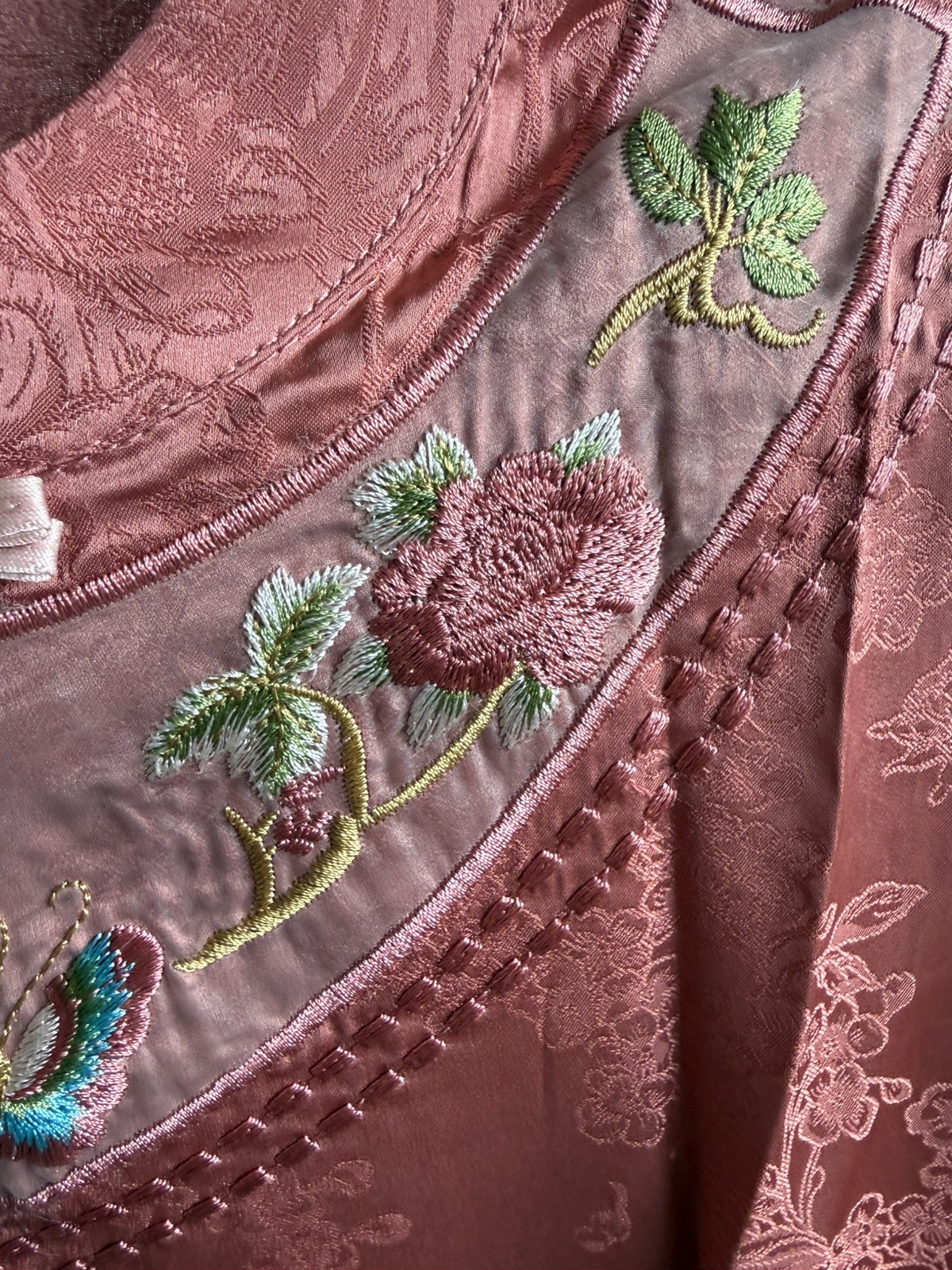 High quality Traditional Asian Qipao Style Chinese Floral Silk Dress