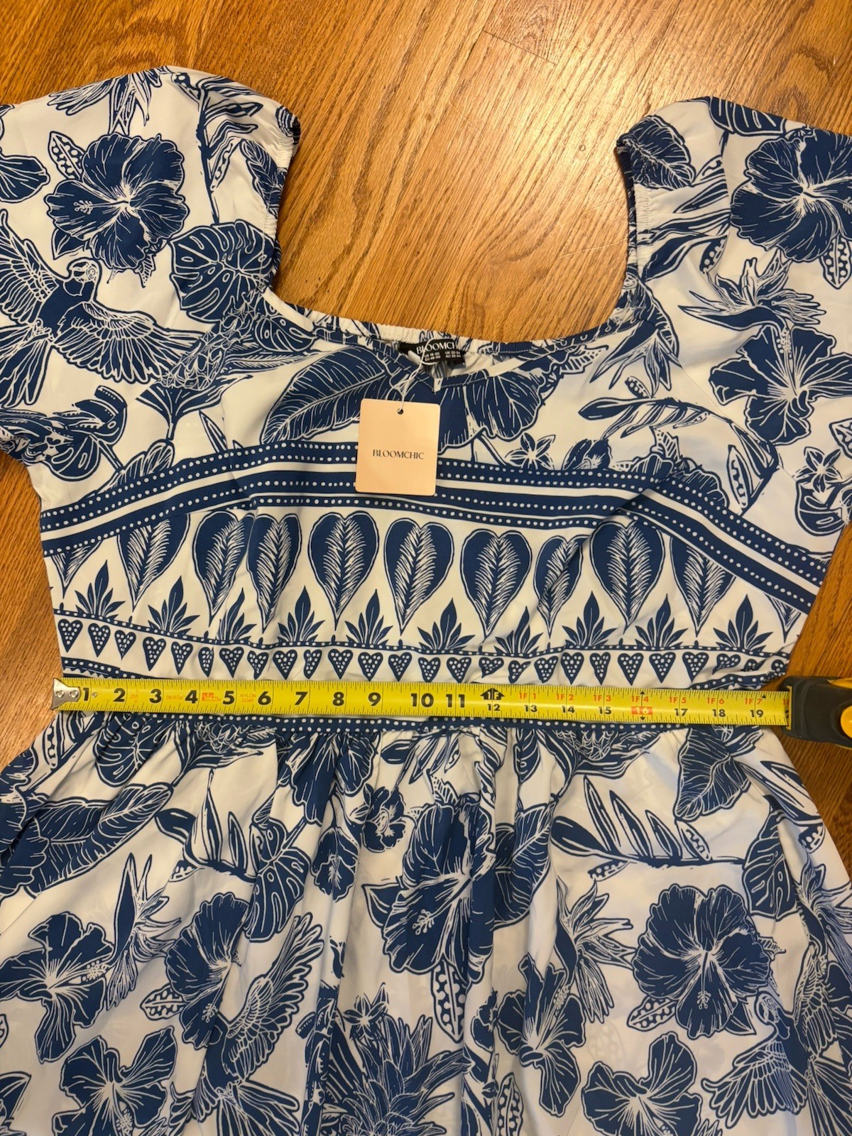 NWT BloomChic Tropical Hawaiian Mini Dress Plus Size 18/20 Puff Sleeve Resort