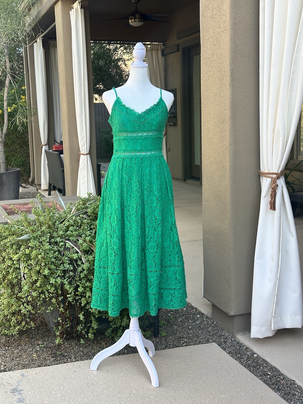 NSR Green Lace Midi Dress – Size Small, Elegant & Feminine