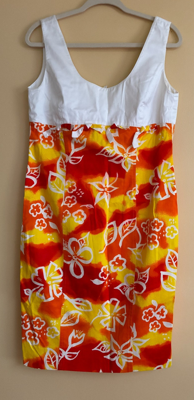 ESCADA SUMMER PENCIL DRESS COTTON IN WHITE and ORANGE FLORAL PRINT 42 M ITALY