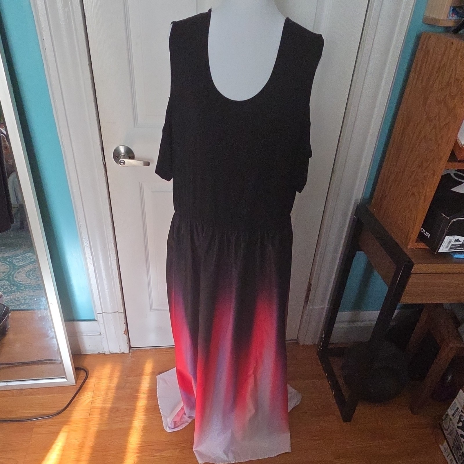 Women’s Black Red White Ombre Maxi Dress, Cold Shoulder Short Sleeve, Plus 18