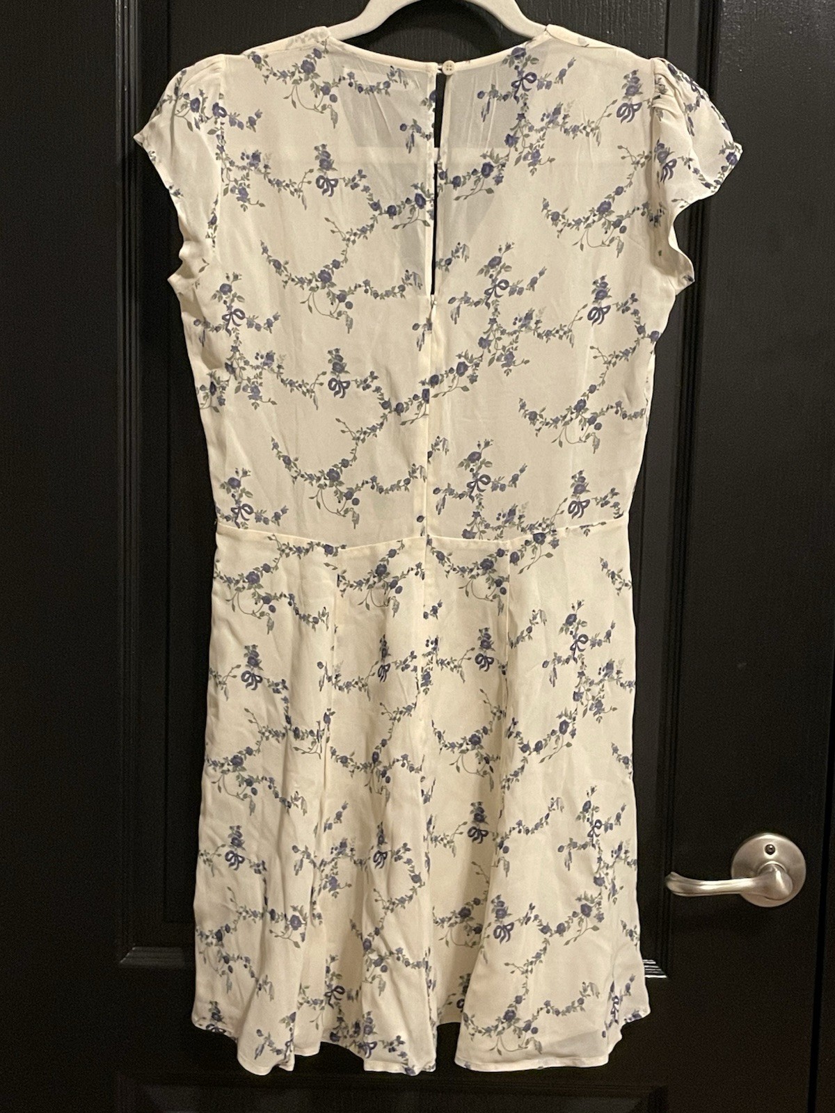 Reformation Dress 8 Floral V-Neck Blue Ivory Cap Sleeve Coquette Romantic Flowy