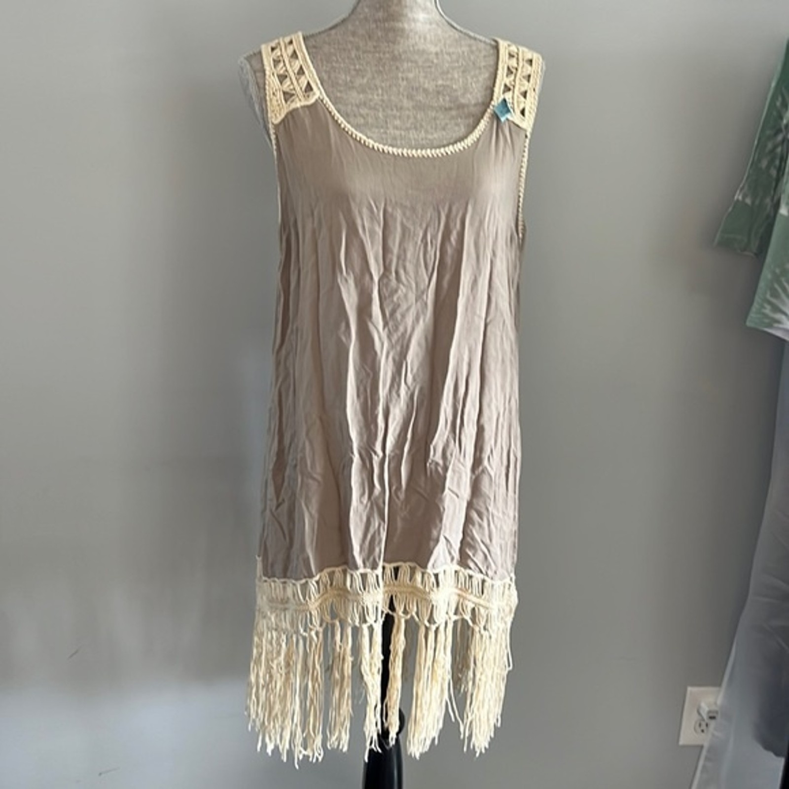 Umgee size L tan and cream sleeveless dress. Beach vibes bohemian lounge wear