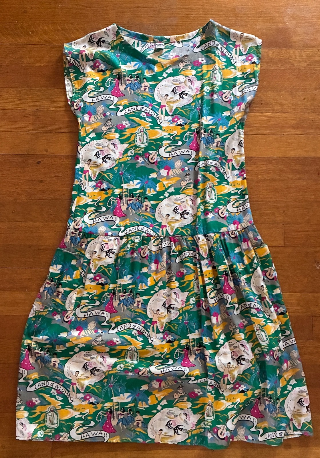 VINTAGE HAWAII LAND OF ALOHA FABRIC DRESS DROPPED WAIST 100% COTTON never worn