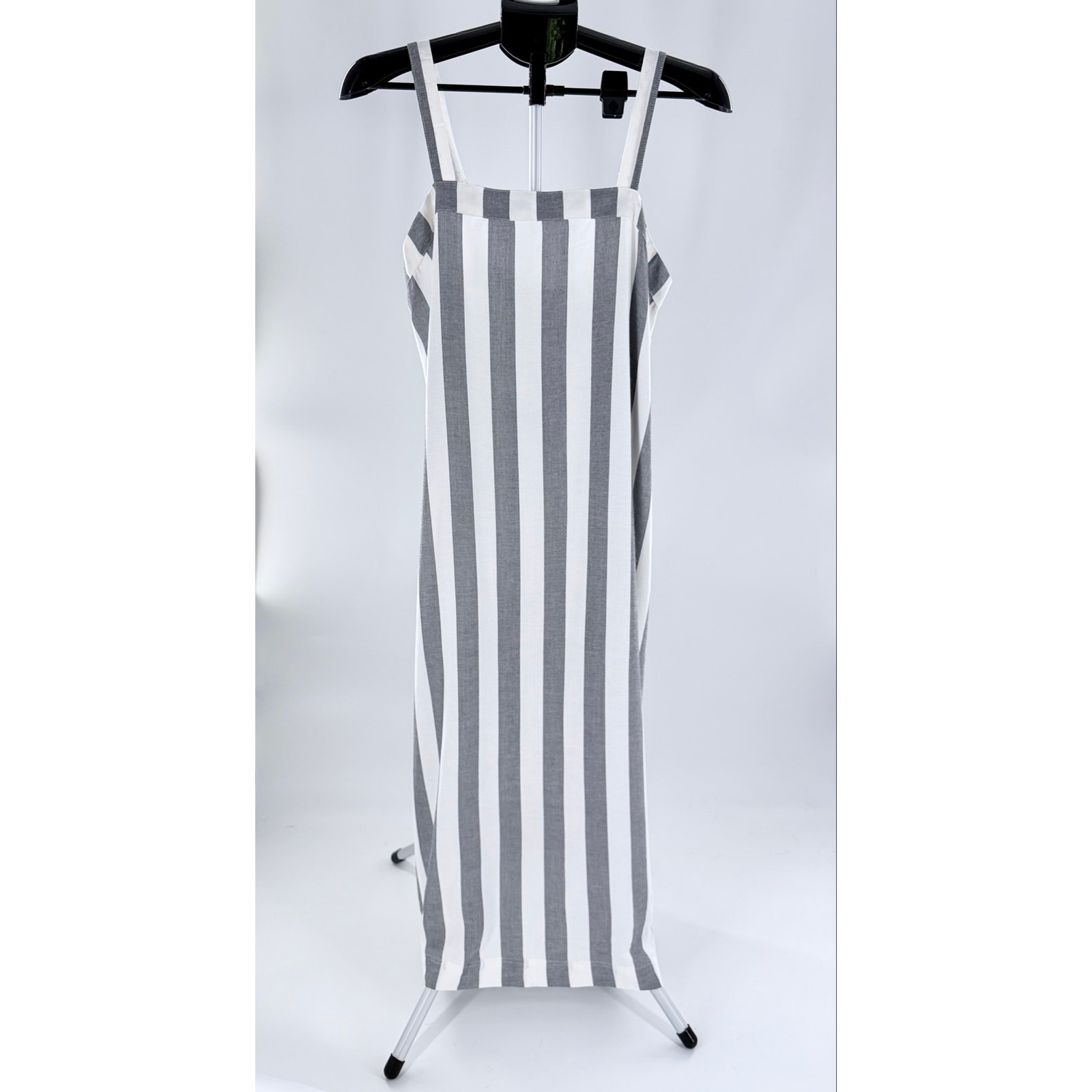 Hurley Alani Midi Maxi Dress NWT Size Small Gray White Stripe Adjustable Straps