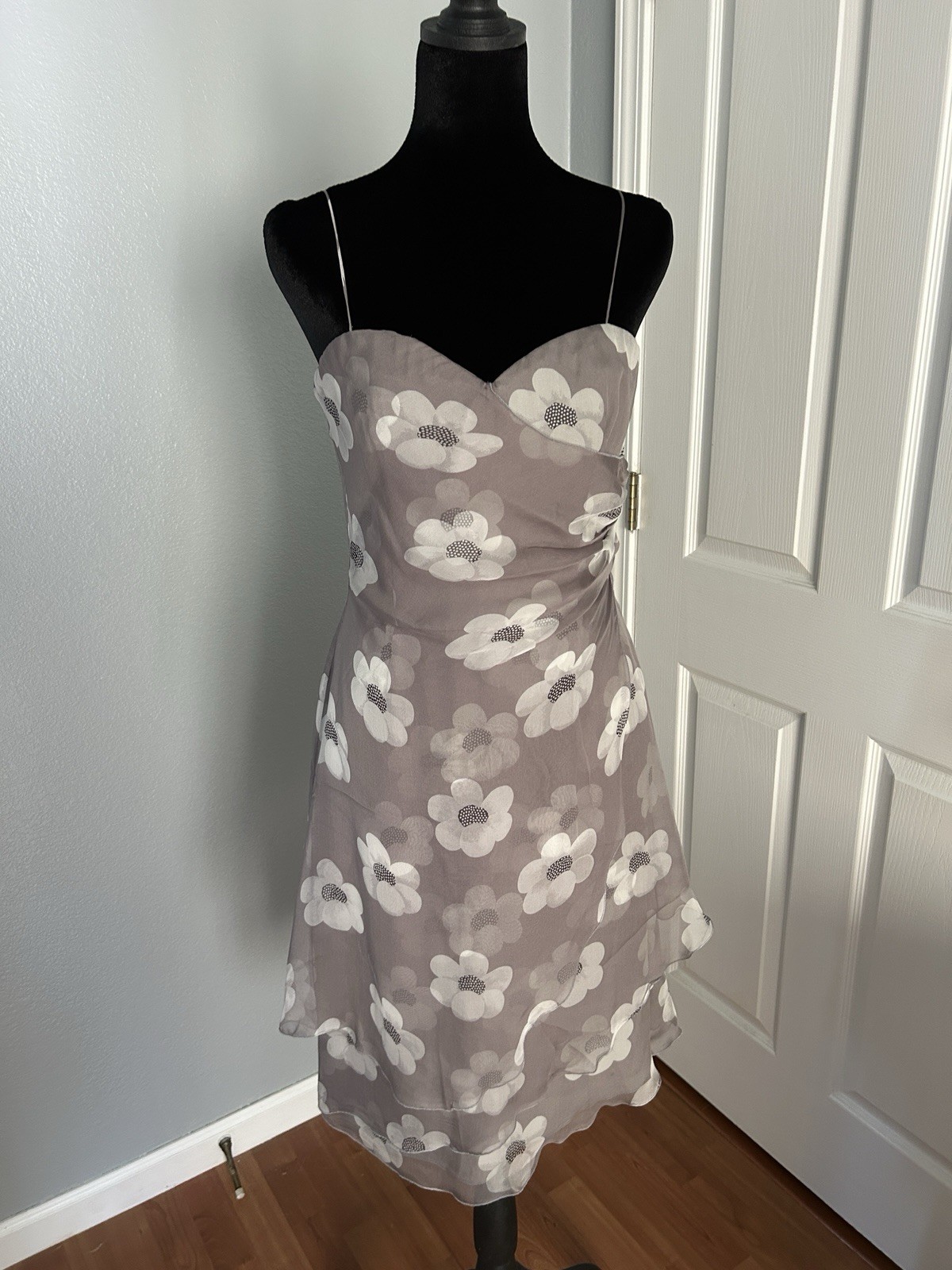 Vintage Armani Collezioni Gray White Floral 100% Silk Spaghetti Dress IT 42