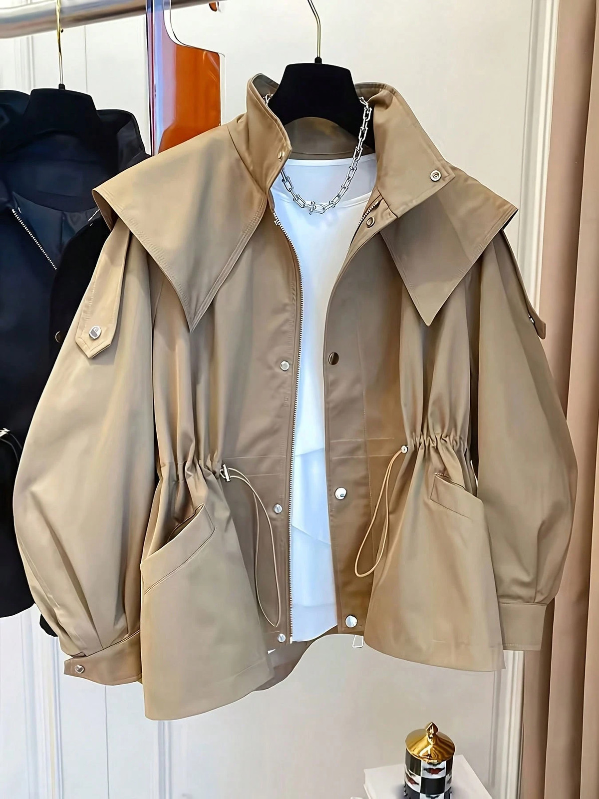 Local 1 Pc Solid Color Woven Fabric Drawstring Pockets Front Button Trench